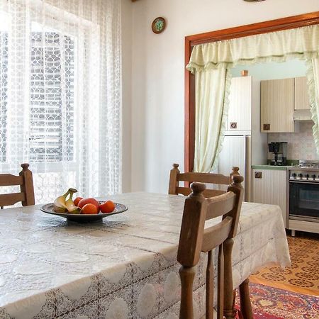 Irena'S Place A2 โรวีน ภายนอก รูปภาพ