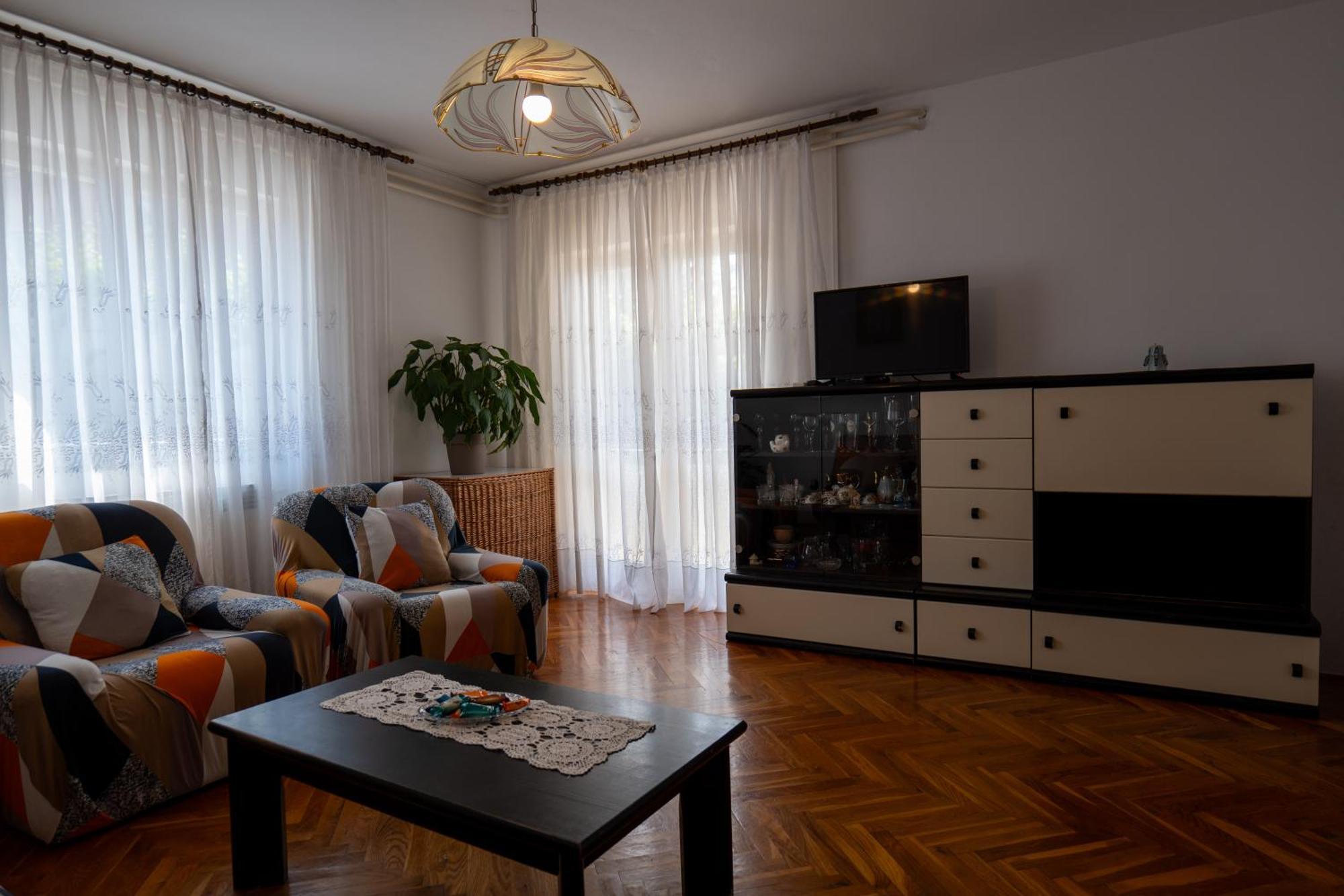 Irena'S Place A2 โรวีน ห้อง รูปภาพ