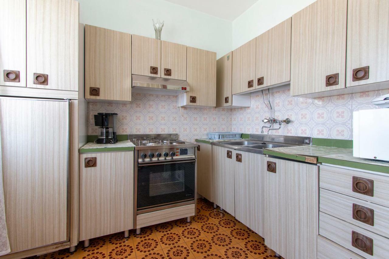 Irena'S Place A2 โรวีน ภายนอก รูปภาพ